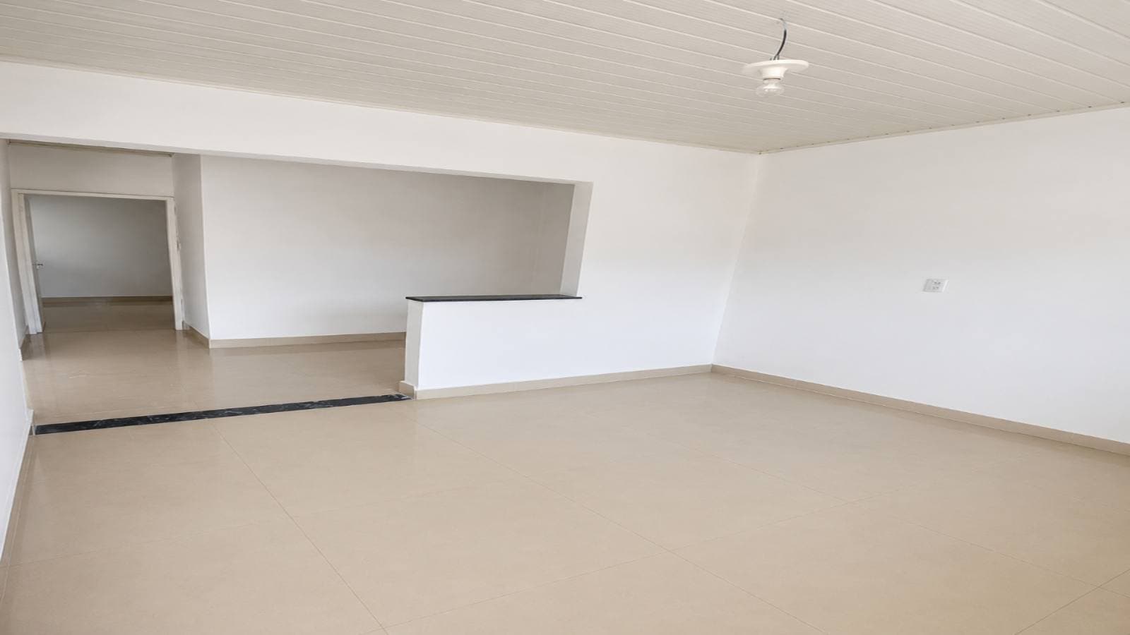 VENDO CASA RECÉM REFORMADA SUÍTE PORCELANATO 360 m2 - BAIRRO MORADA DO OURO CUIABÁ-MT