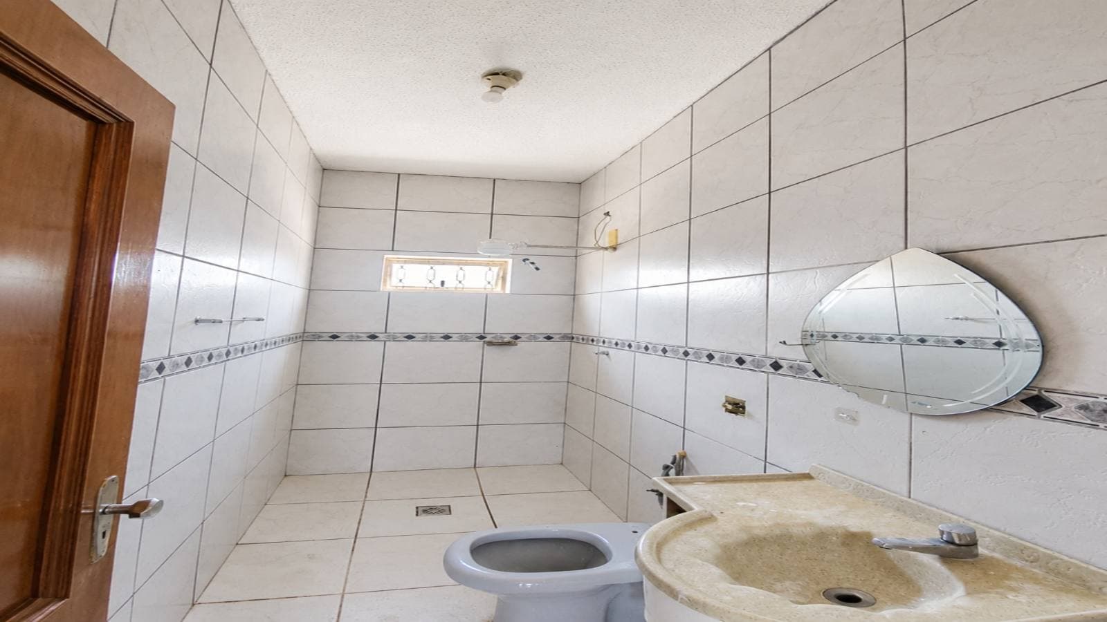 sobrado com piscina e area gourmet para locacao ou venda regiao central de cuiaba cuiaba mt