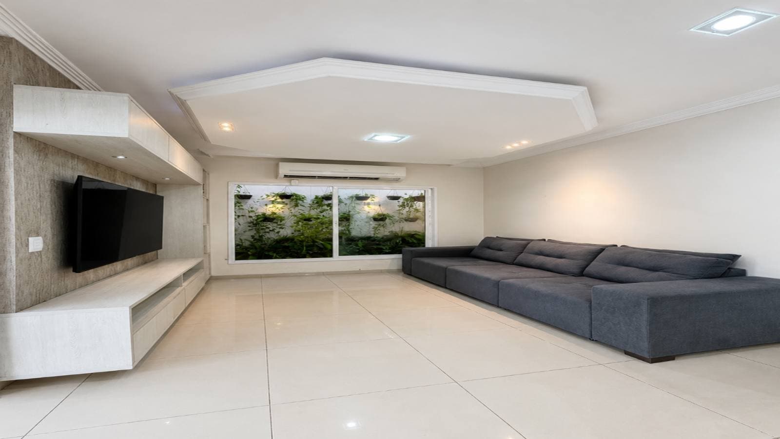 vendo casa alto padrao com suite master com banheira e piscina bairro morada do ouro em cuiaba mt